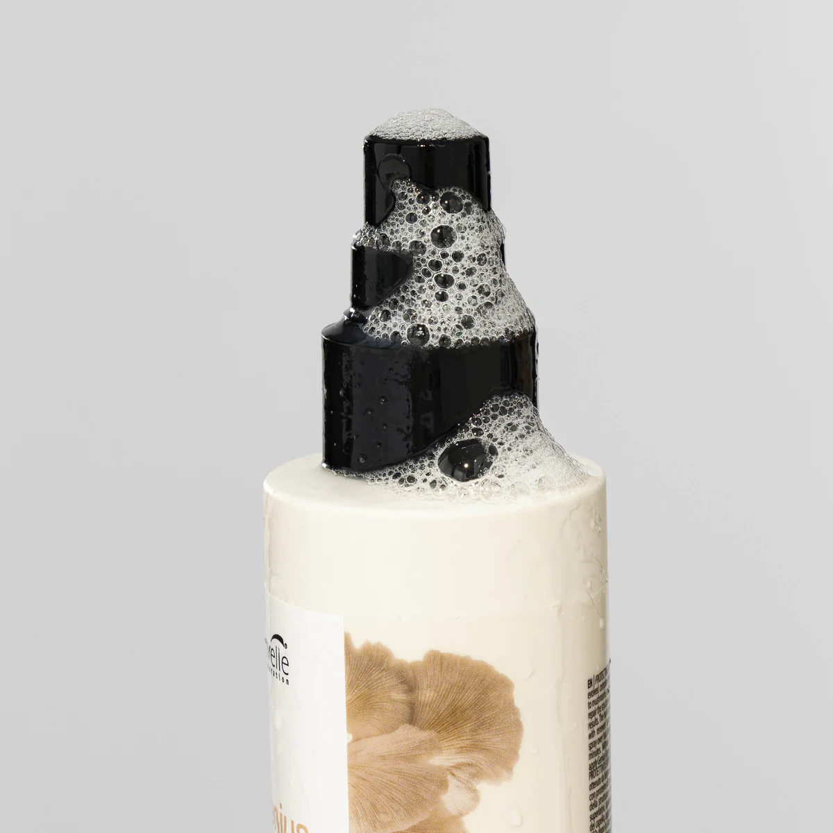 repairing_ultra_treat_spray_150ml-texture